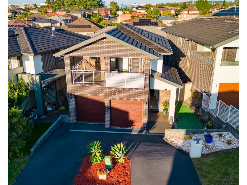 11 Peppercorn Place, Glenwood NSW 2768