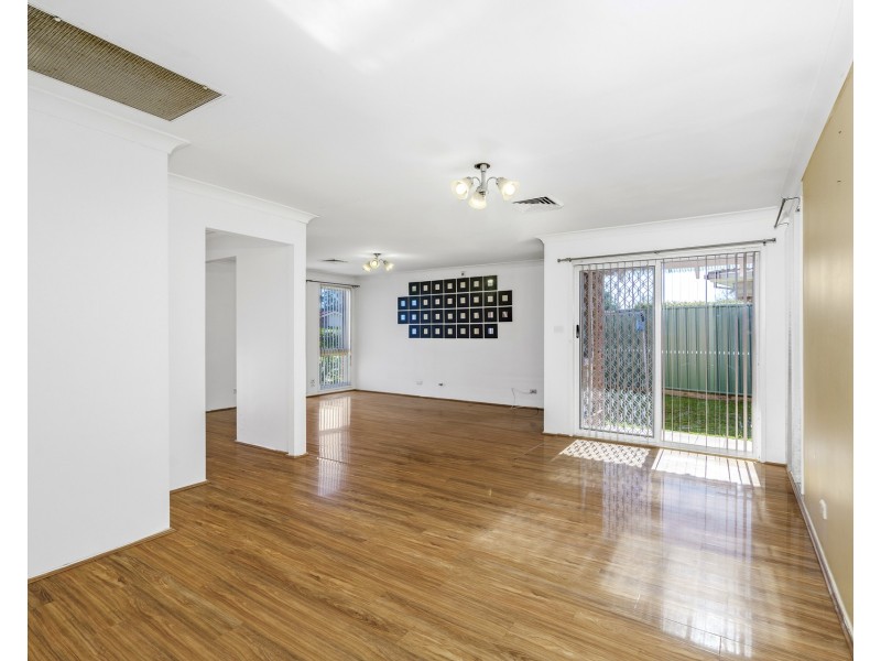 156 Walker Street, Quakers Hill NSW 2763