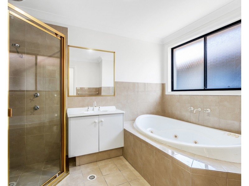 6  Firenze Street, Glenwood NSW 2768