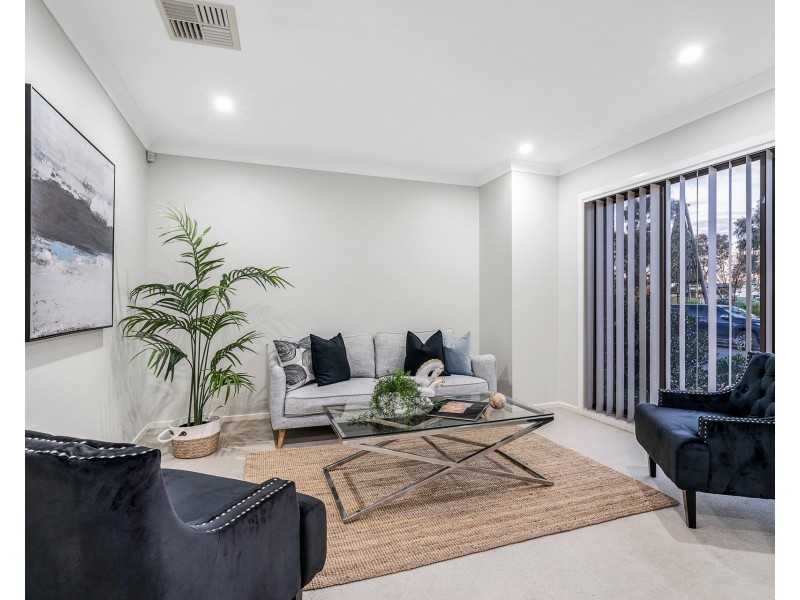 10 Hookins Avenue, Marsden Park NSW 2765