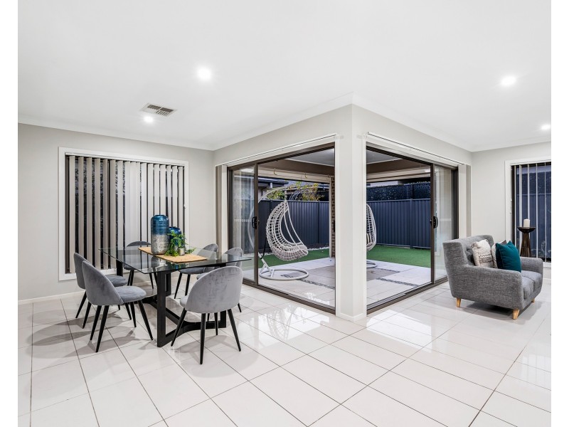 10 Hookins Avenue, Marsden Park NSW 2765