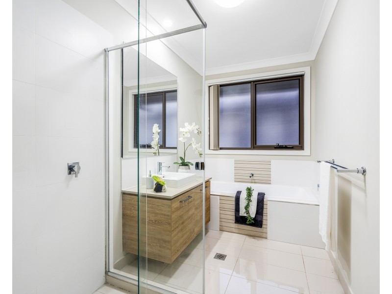 10 Hookins Avenue, Marsden Park NSW 2765