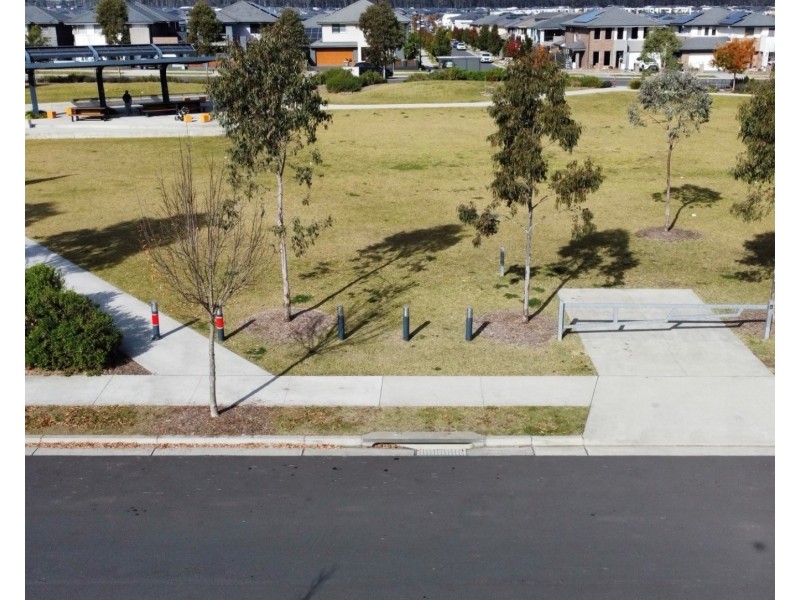 10 Hookins Avenue, Marsden Park NSW 2765