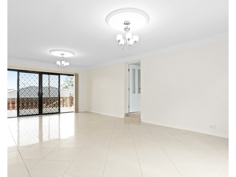 53 Merindah Road, Baulkham Hills NSW 2153