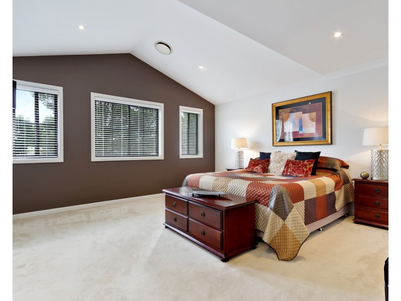 9 Brighton Drive, Bella Vista NSW 2153