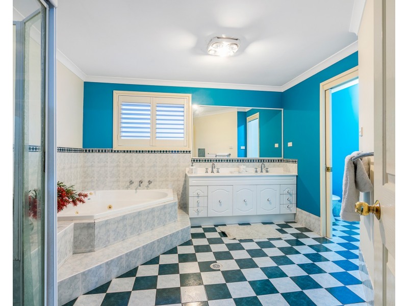 1 Timbaram Way, Woodcroft NSW 2767