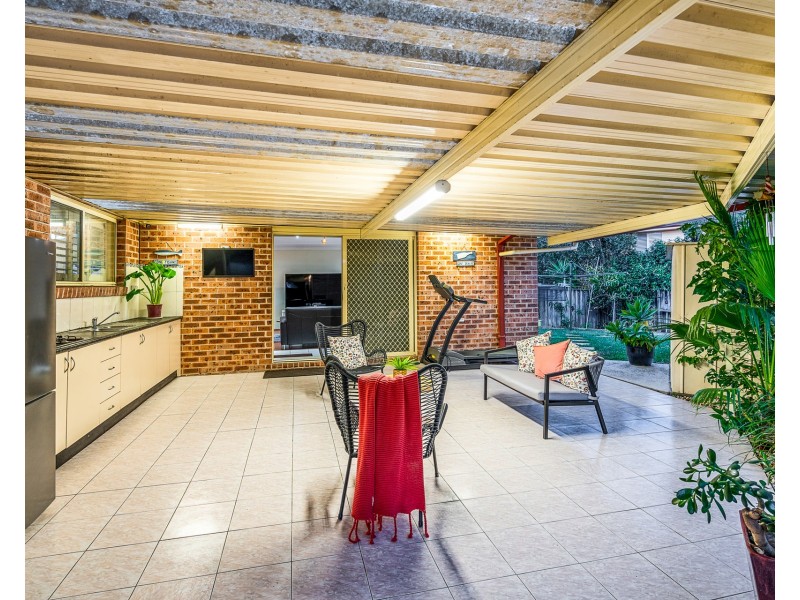 1 Timbaram Way, Woodcroft NSW 2767