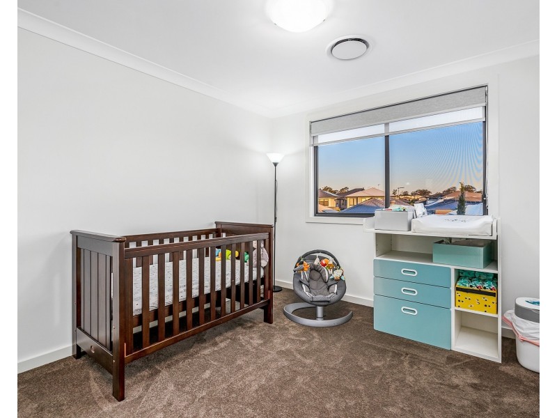 13 Travertine Grove, Box Hill NSW 2765