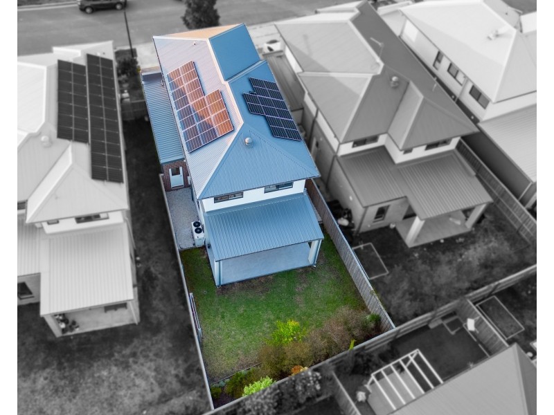 13 Travertine Grove, Box Hill NSW 2765