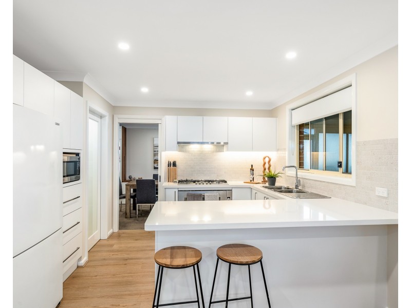 14 Scaddan Street, Quakers Hill NSW 2763