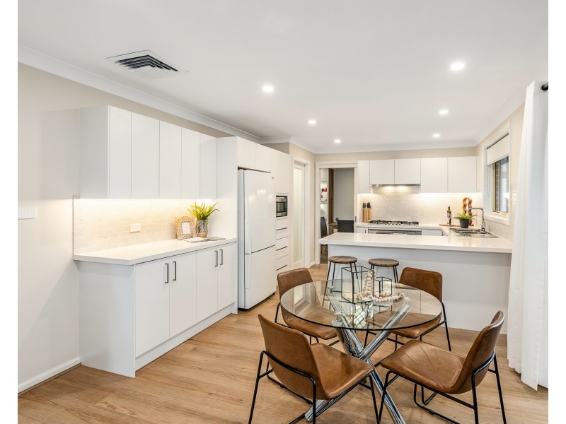 14 Scaddan Street, Quakers Hill NSW 2763