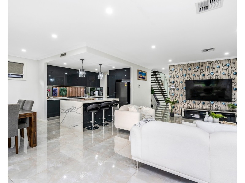11 Rosepark Drive, Marsden Park NSW 2765