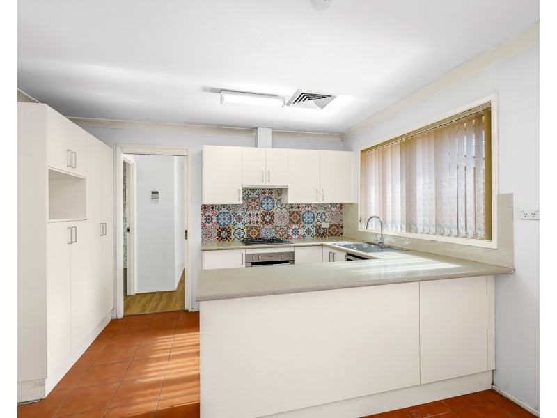 156 Walker Street, Quakers Hill NSW 2763