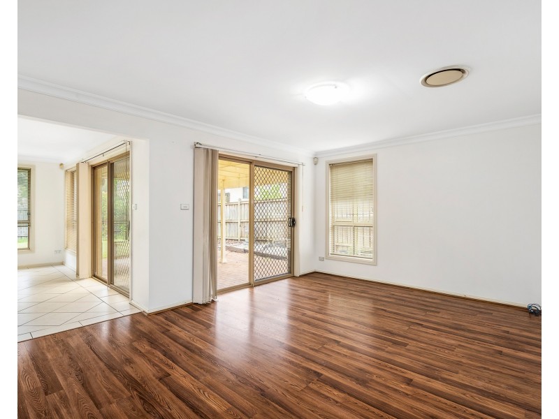 35 Greenhill Drive, Glenwood NSW 2768