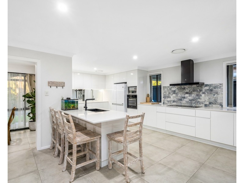 13 Sanderling Crescent, Cranebrook NSW 2749