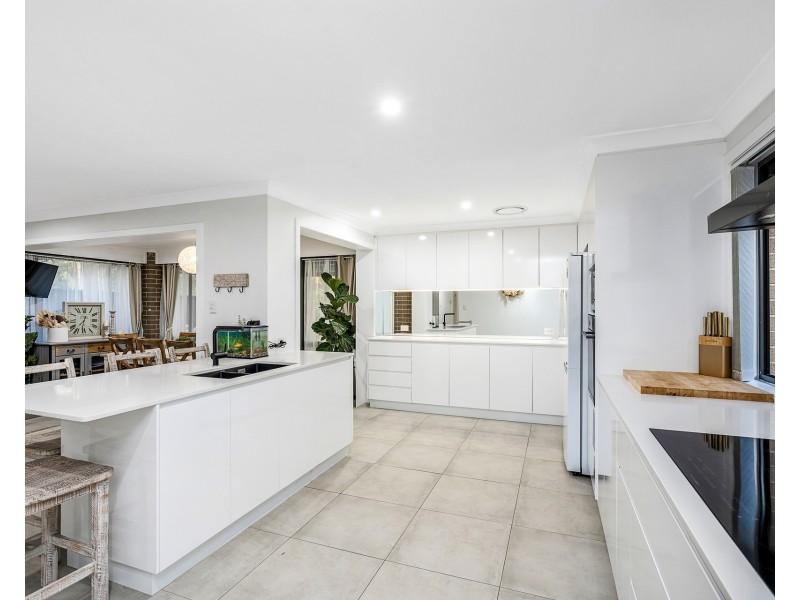 13 Sanderling Crescent, Cranebrook NSW 2749