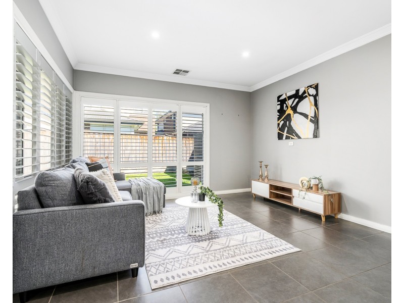 18 Habitat Place, Marsden Park NSW 2765