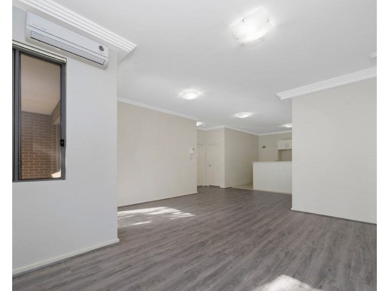 12/2 Bruce Street, Blacktown NSW 2148