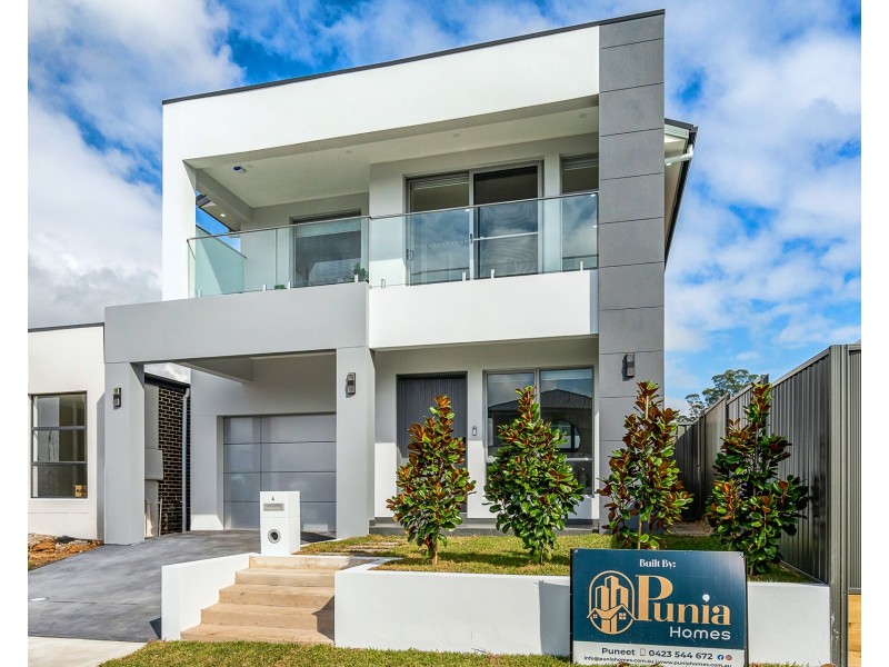 4 McCarroll Street, Riverstone NSW 2765