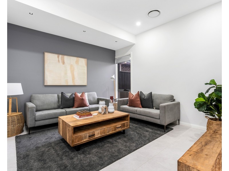 4 McCarroll Street, Riverstone NSW 2765