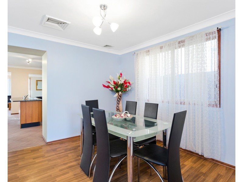 1 Beth Way, Glenwood NSW 2768