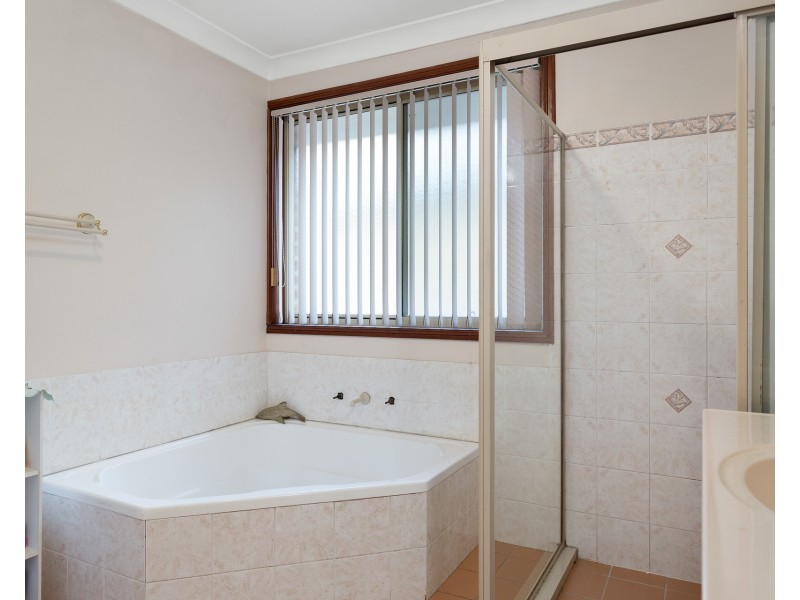 1 Beth Way, Glenwood NSW 2768