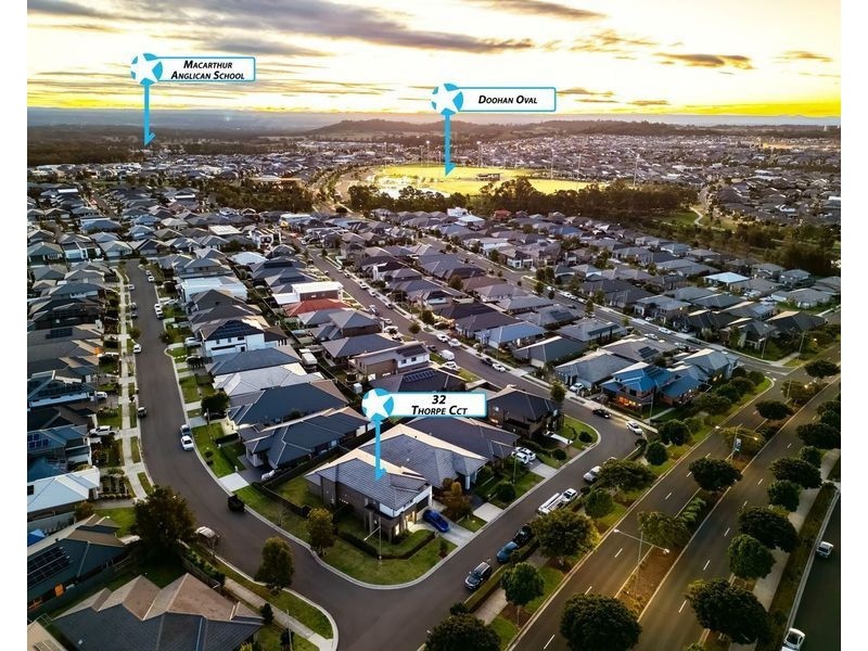 32 Thorpe Circuit, Oran Park NSW 2570