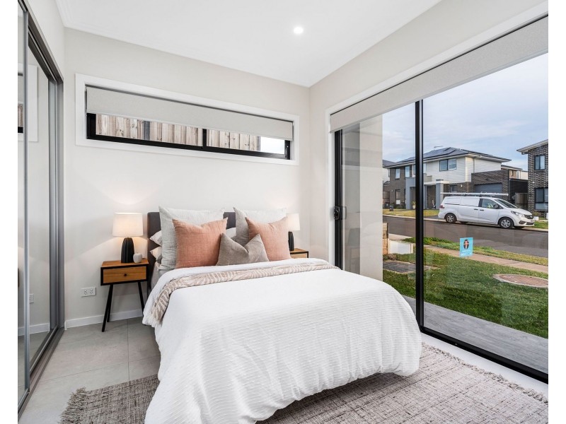 53 Stockhorse Avenue, Box Hill NSW 2765