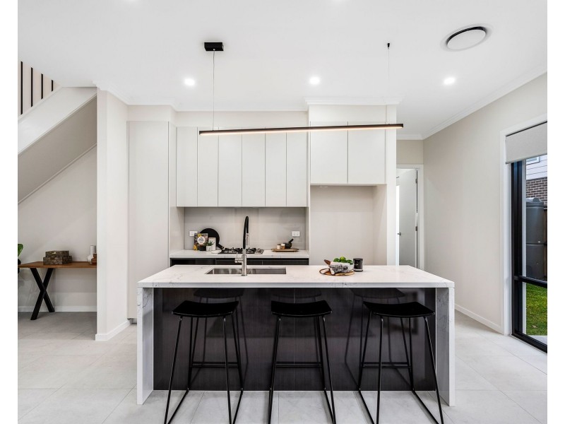 53 Stockhorse Avenue, Box Hill NSW 2765