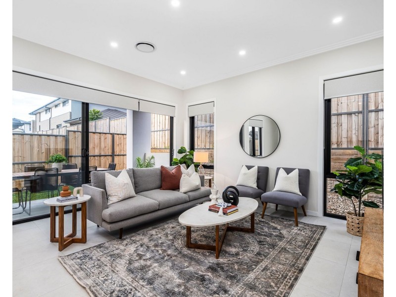 53 Stockhorse Avenue, Box Hill NSW 2765