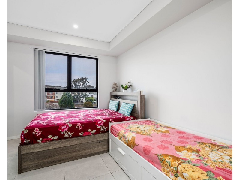 10/92 Aurelia Street, Toongabbie NSW 2146