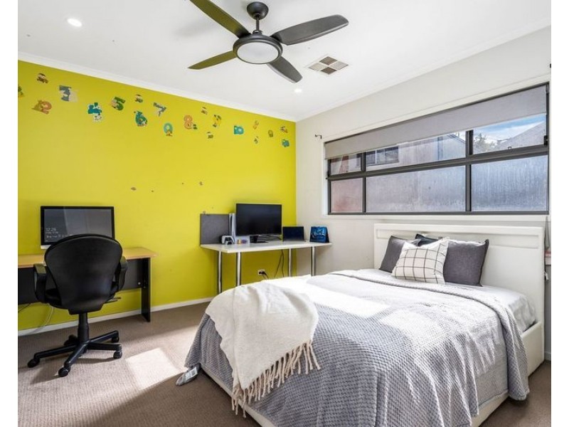 15 Daruga Avenue, Pemulwuy NSW 2145