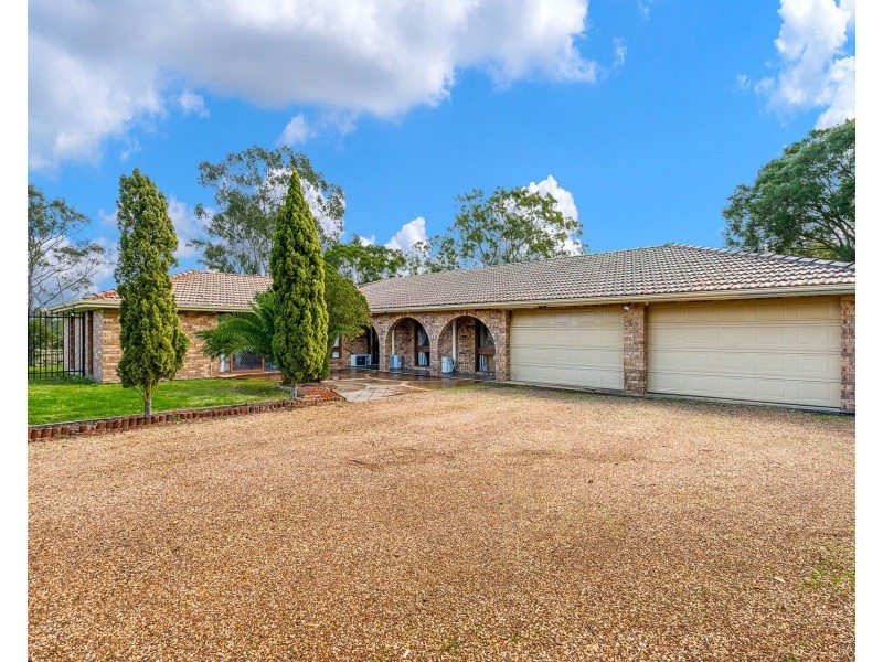 39 Clare Crescent, Oakville NSW 2765