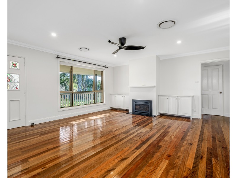 10A Roscommon Road, Arcadia NSW 2159