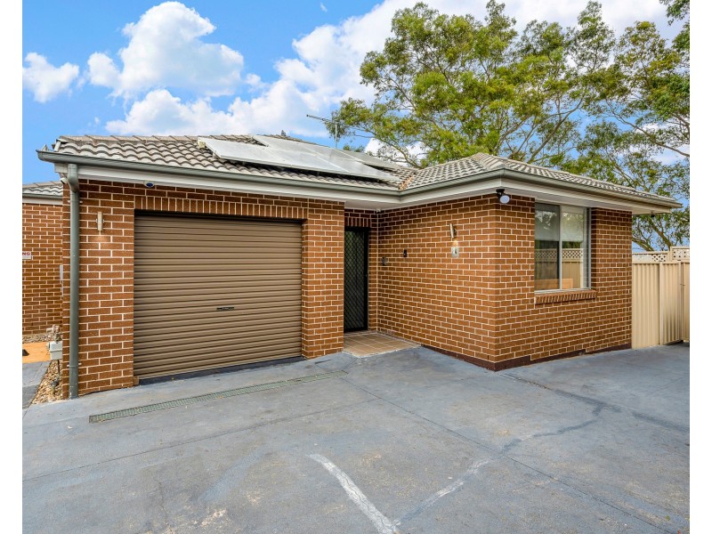 4/48 Denis Winston Drive, Doonside NSW 2767