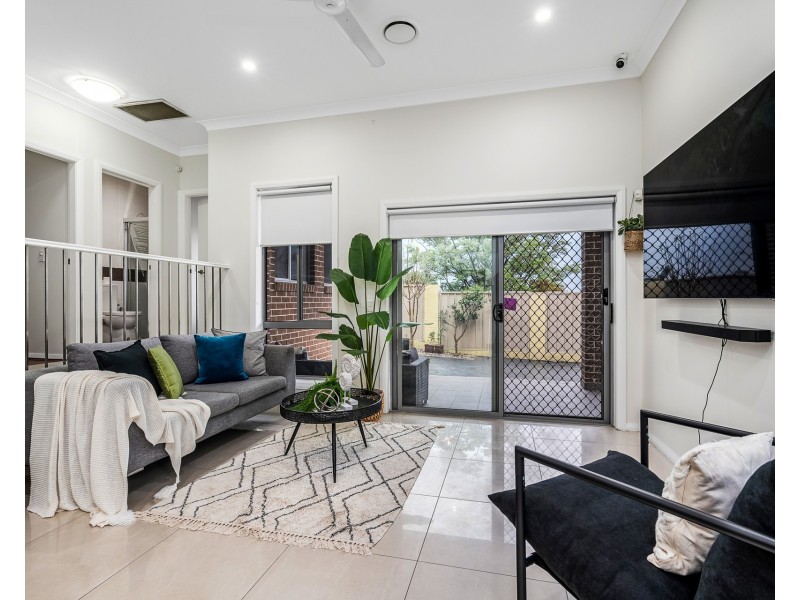 4/48 Denis Winston Drive, Doonside NSW 2767