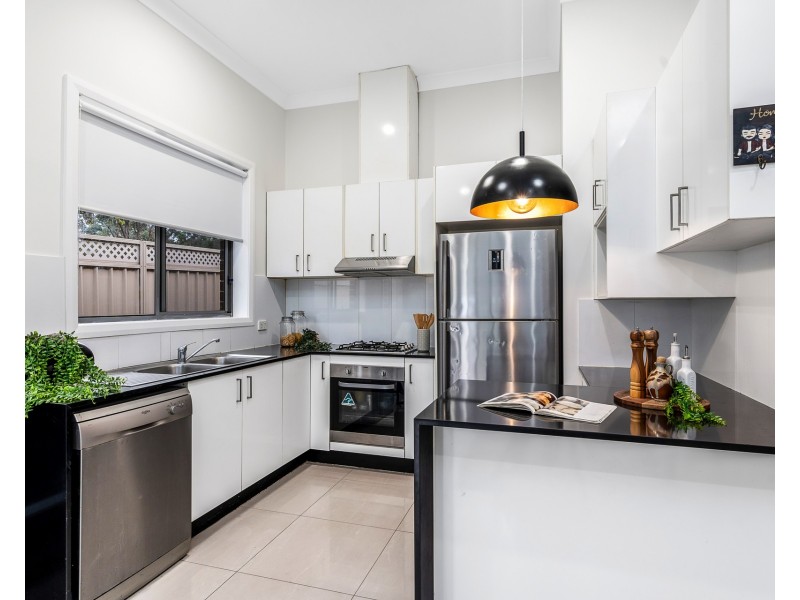 4/48 Denis Winston Drive, Doonside NSW 2767