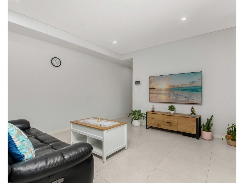 9/92 Aurelia Street, Toongabbie NSW 2146