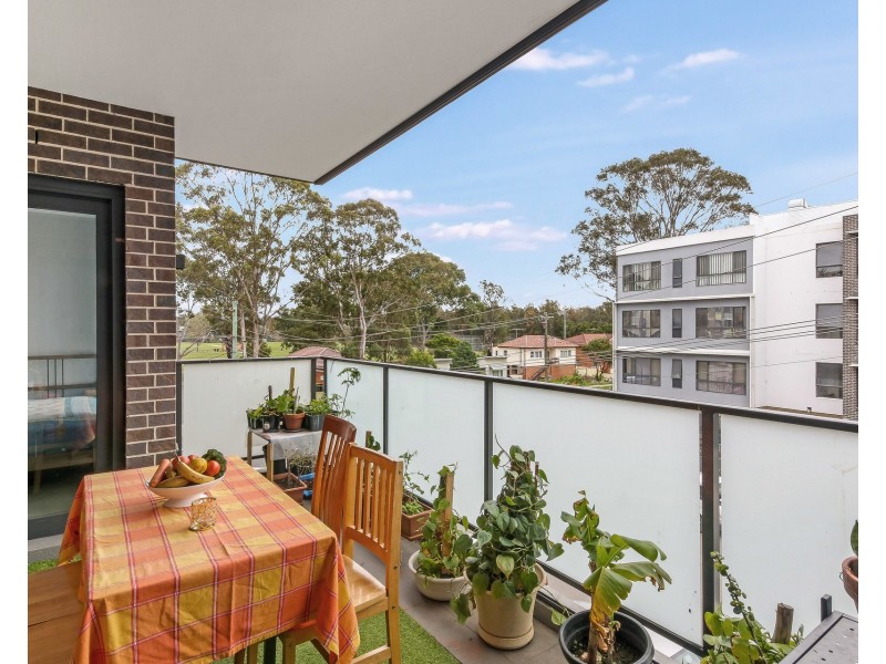 9/92 Aurelia Street, Toongabbie NSW 2146
