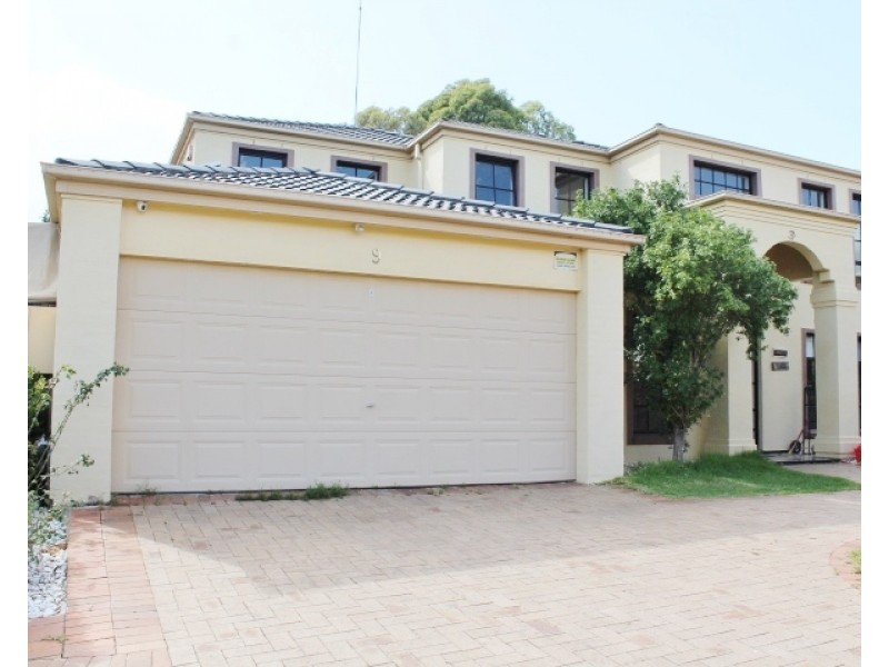 9 Arnold Place, Glenwood NSW 2768