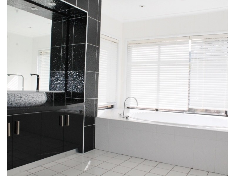 9 Arnold Place, Glenwood NSW 2768