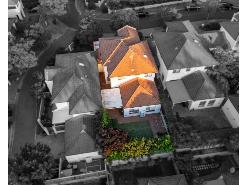 12 Linden Way, Bella Vista NSW 2153