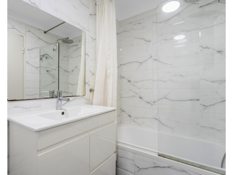 A15/80-82 Aurelia Street, Toongabbie NSW 2146