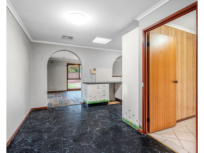 30 Bensbach Road, Glenfield NSW 2167