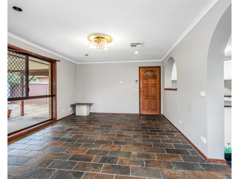30 Bensbach Road, Glenfield NSW 2167