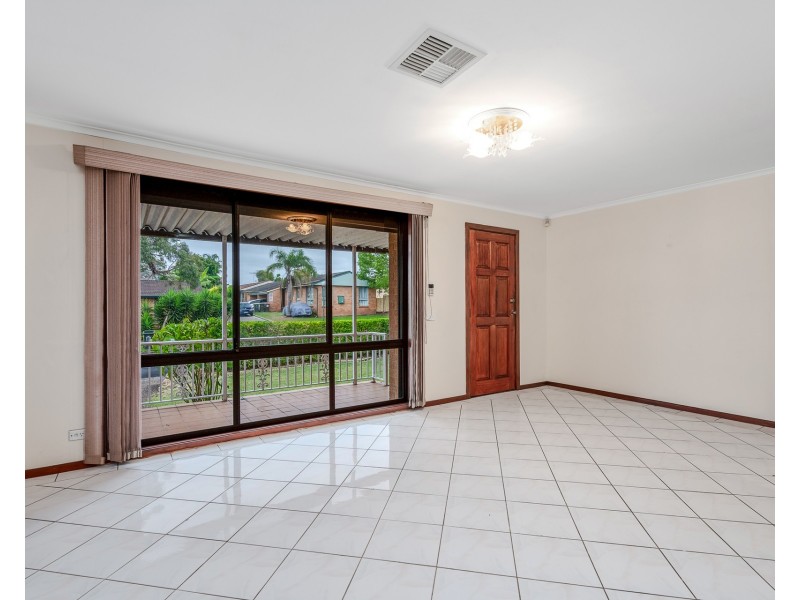 30 Bensbach Road, Glenfield NSW 2167