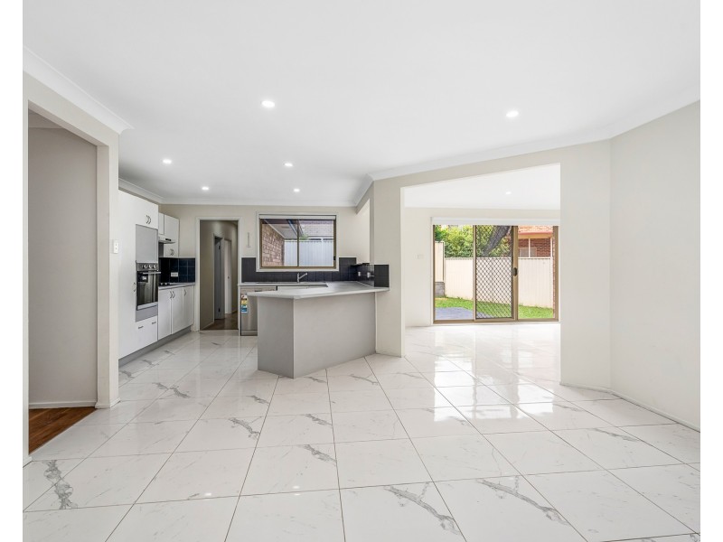 7 Arrowsmith Street, Glenwood NSW 2768