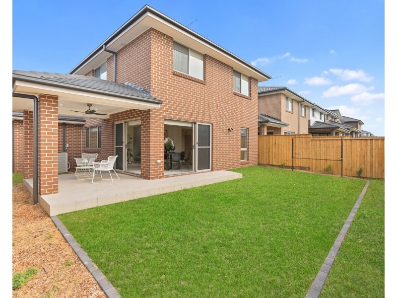 52 Tanika Street, Box Hill NSW 2765