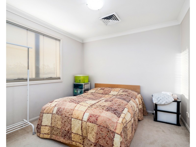 12 Linden Way, Bella Vista NSW 2153