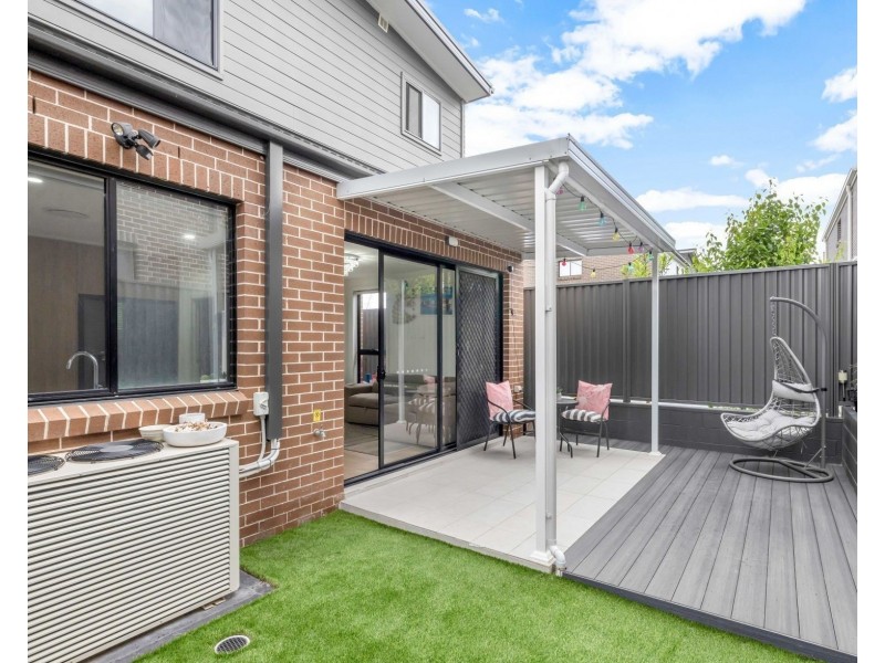 6 Anstey Glade, Riverstone NSW 2765